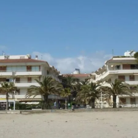 Vilafortuny A Pie De Playa Con Piscina شقة