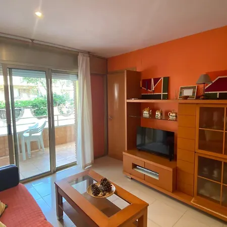 Vilafortuny A Pie De Playa Con Piscina كامبريلس
